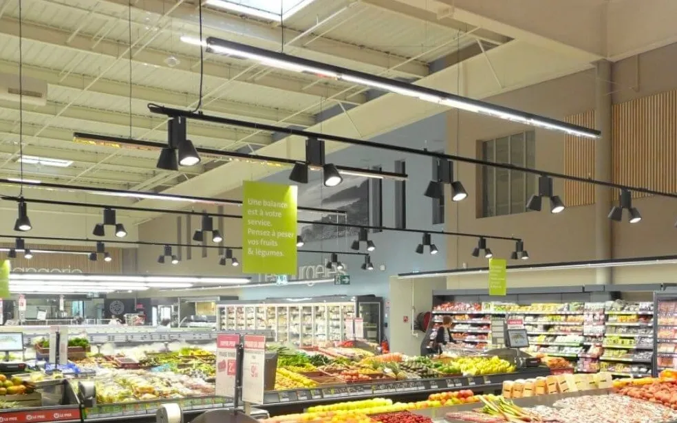 modern indoor track lighting system